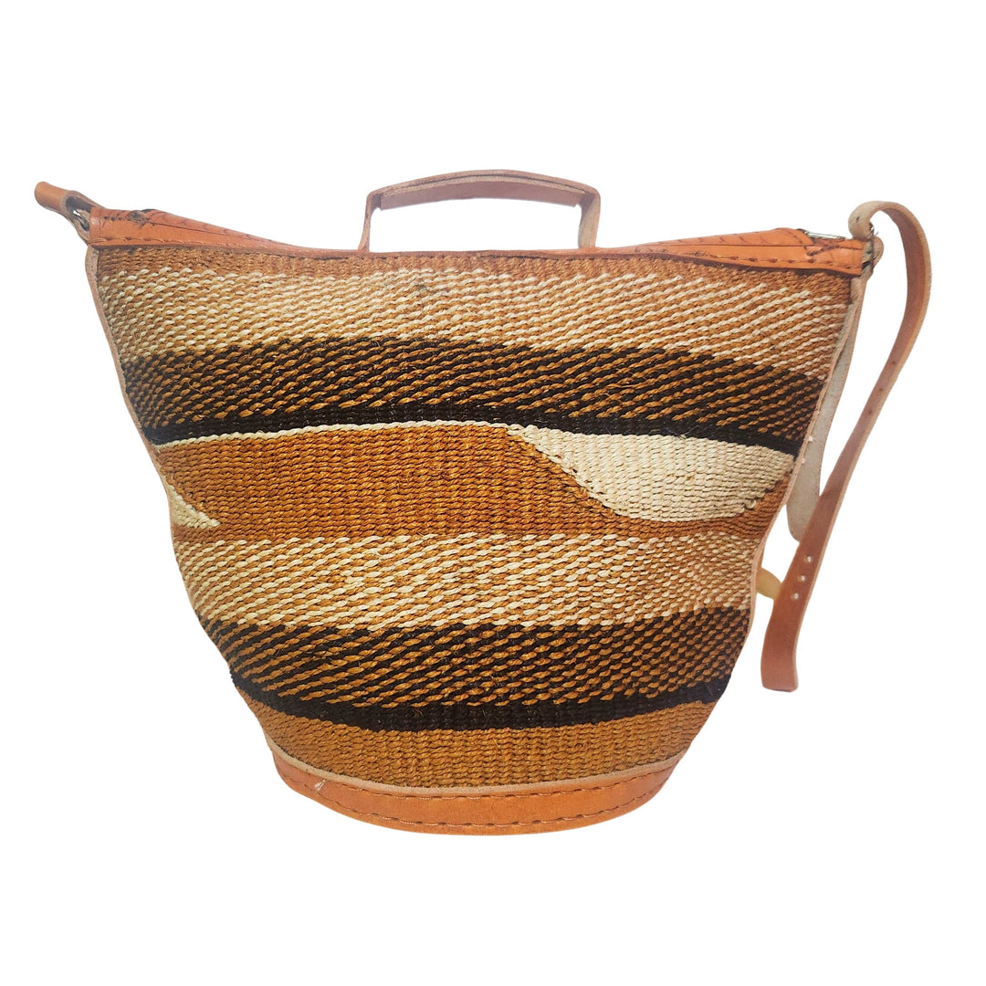 Nasinka: Authentic Handwoven Sisal and Leather Kenyan Kiondo (Rear View)